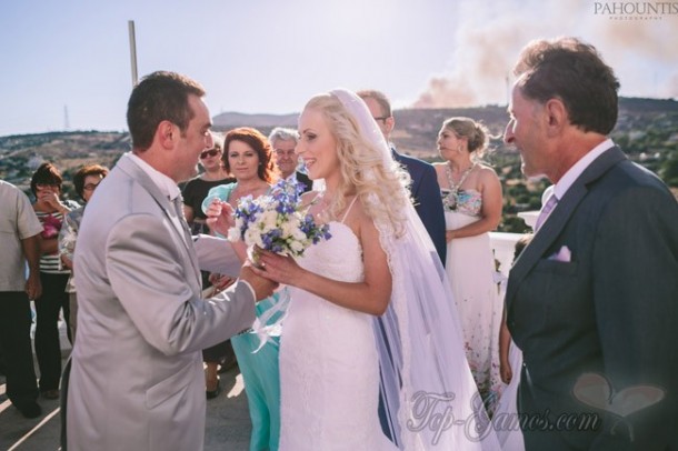 Παραμυθένιος γάμος δίπλα στη θάλασσα | Χριστιάνα & Γιάννης