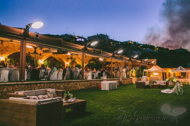 Παραμυθένιος γάμος δίπλα στη θάλασσα | Χριστιάνα & Γιάννης