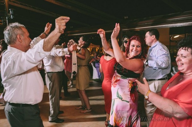 Παραμυθένιος γάμος δίπλα στη θάλασσα | Χριστιάνα & Γιάννης