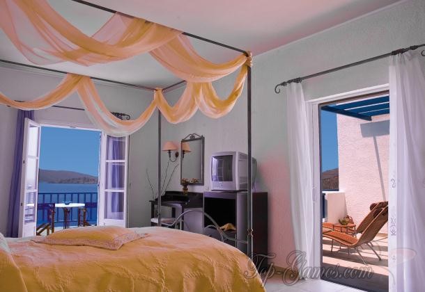 Γάμος σε παραλία στην Αμοργό | Άννα και Βασίλης