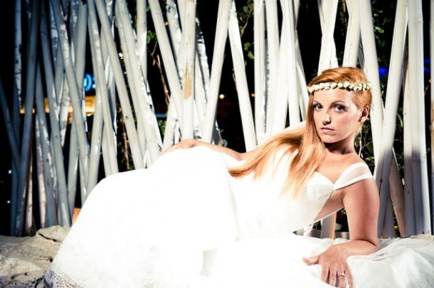 Λιτός γάμος δίπλα στο κύμα …  | Μπίλης & Νάντια