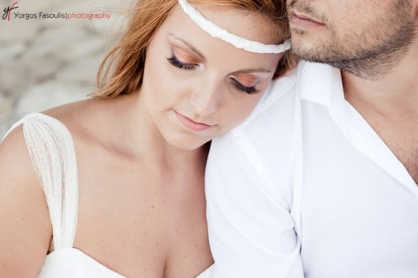 Λιτός γάμος δίπλα στο κύμα …  | Μπίλης & Νάντια