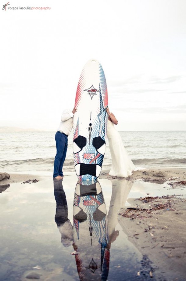 Λιτός γάμος δίπλα στο κύμα …  | Μπίλης & Νάντια