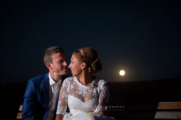 Γάμος στην Κέα σε λευκό και μπλε | Γεράσιμος & Κωνσταντίνα