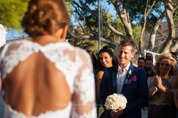 Γάμος στην Κέα σε λευκό και μπλε | Γεράσιμος & Κωνσταντίνα