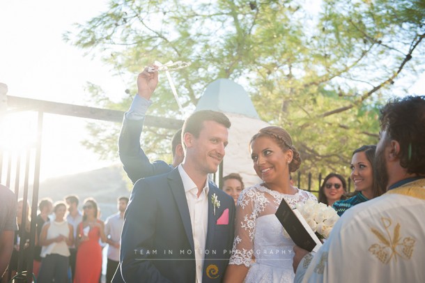 Γάμος στην Κέα σε λευκό και μπλε | Γεράσιμος & Κωνσταντίνα