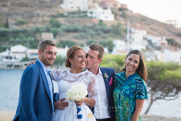 Γάμος στην Κέα σε λευκό και μπλε | Γεράσιμος & Κωνσταντίνα