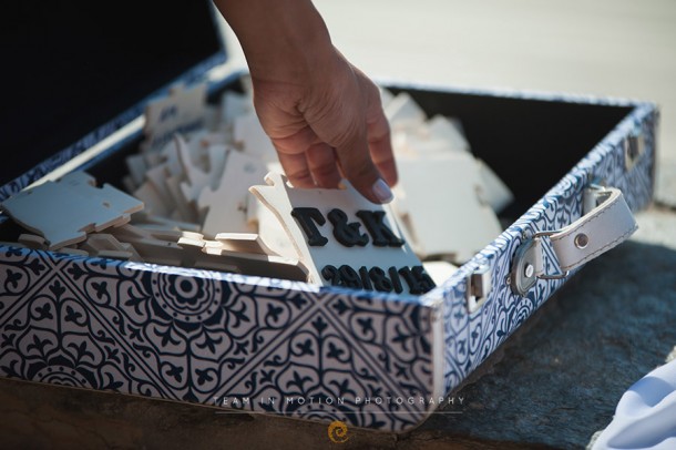 Γάμος στην Κέα σε λευκό και μπλε | Γεράσιμος & Κωνσταντίνα