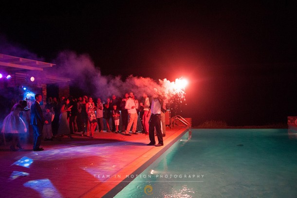 Γάμος στην Κέα σε λευκό και μπλε | Γεράσιμος & Κωνσταντίνα