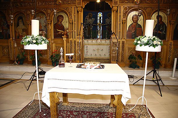 Γάμος με στολισμό λευκού και μέντας | Μαρίνα & Στέλιος