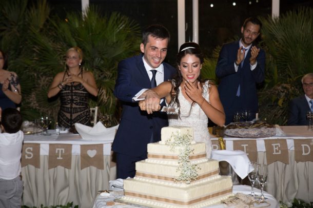 Γάμος στη θάλασσα από έρωτα κεραυνοβόλο! | Σεμίνα & Σπύρος