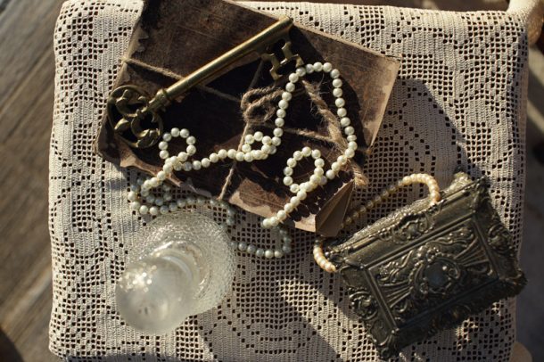 Vintage γάμος στα Αθηναϊκά προάστια | Ευγενία & Πάνος