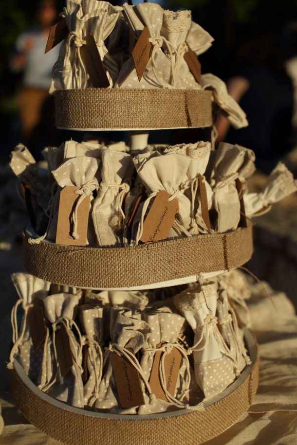 Vintage γάμος στα Αθηναϊκά προάστια | Ευγενία & Πάνος